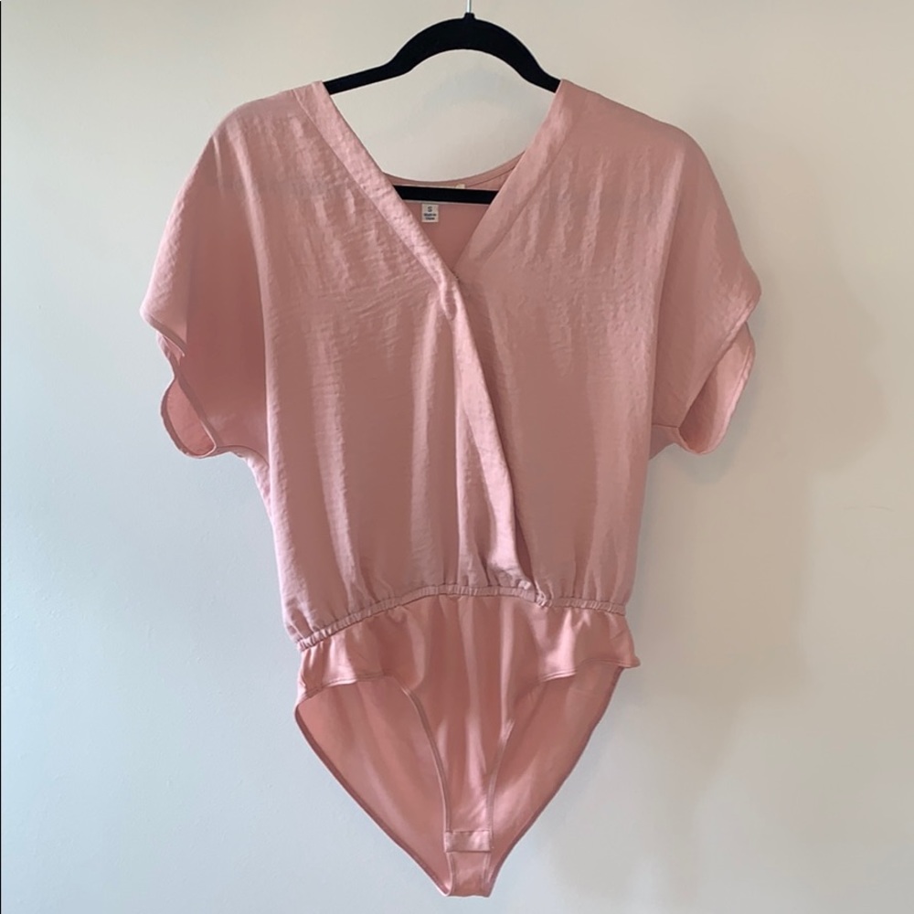 Dusty pink bodysuit blouse